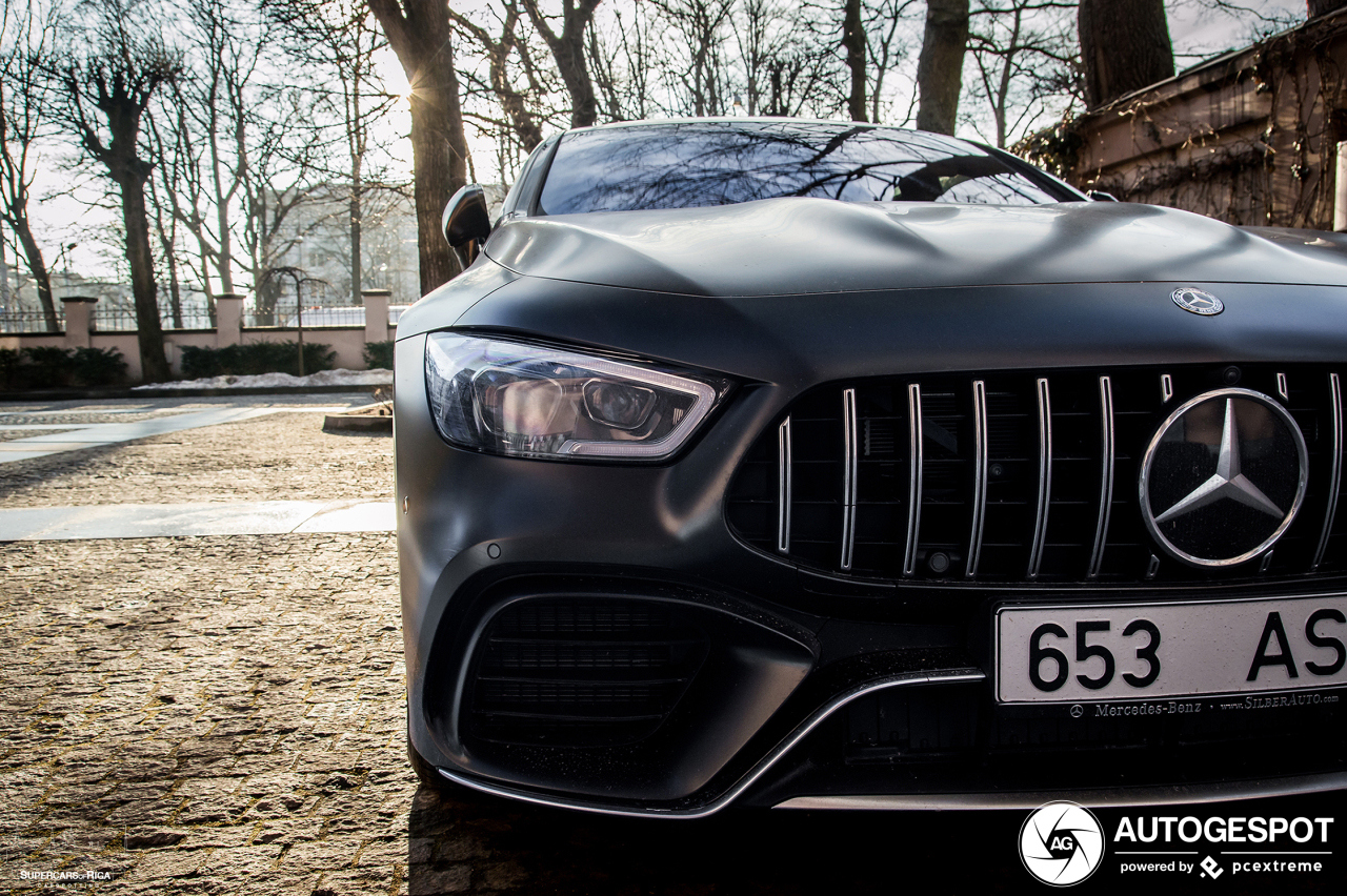 Mercedes-AMG GT 63 S X290