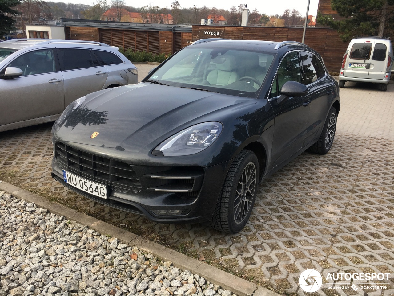 Porsche 95B Macan Turbo