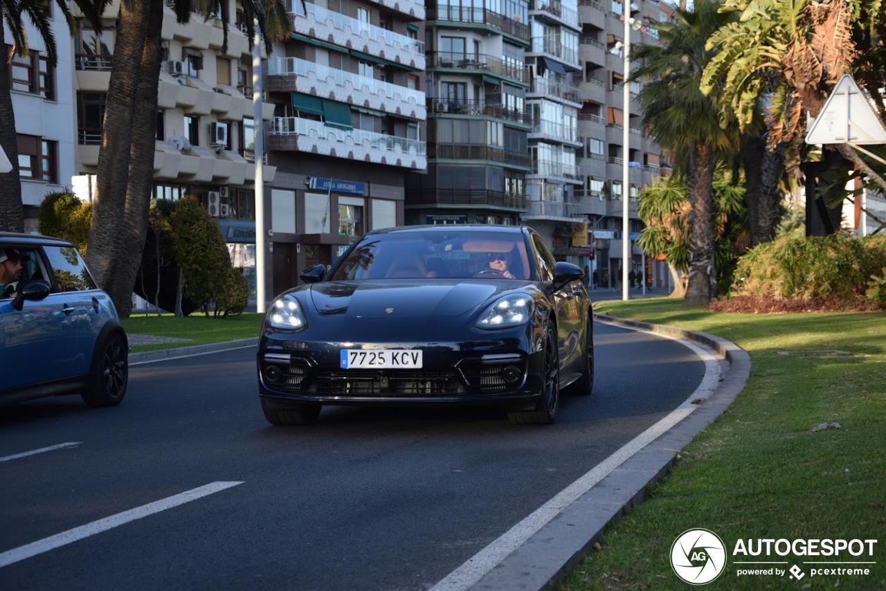 Porsche 971 Panamera Turbo S E-Hybrid