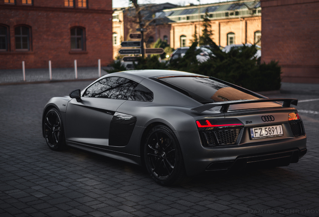 Audi R8 V10 Plus 2015