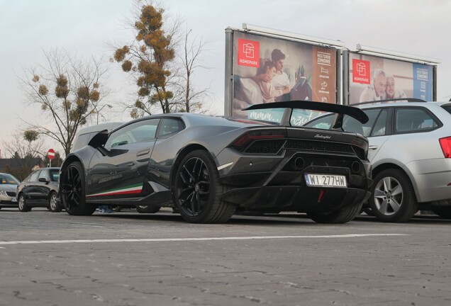 Lamborghini Huracán LP640-4 Performante