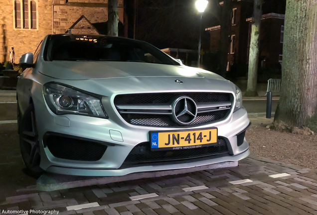 Mercedes-AMG CLA 45 Shooting Brake X117