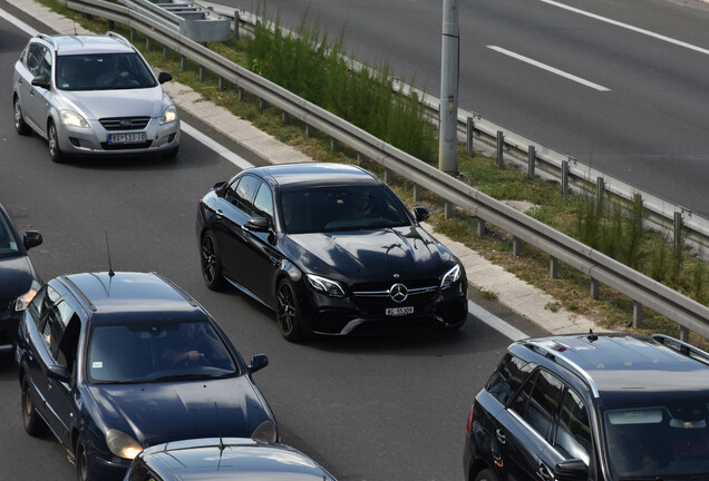 Mercedes-AMG E 63 S W213