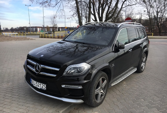 Mercedes-Benz GL 63 AMG X166