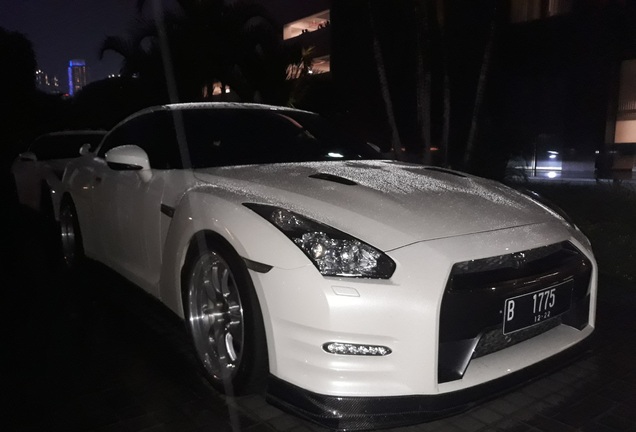 Nissan GT-R 2011