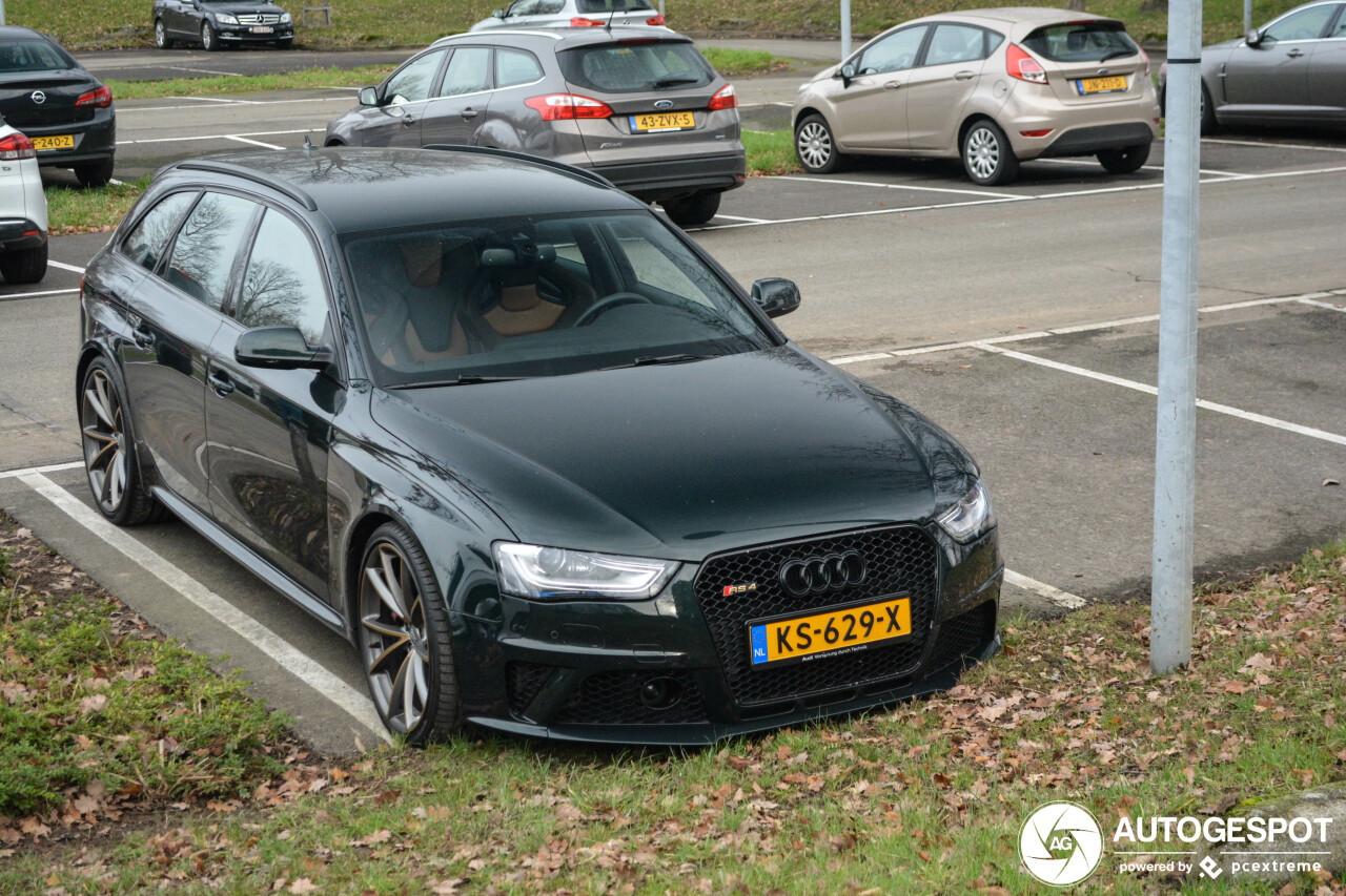 Audi RS4 Avant B8