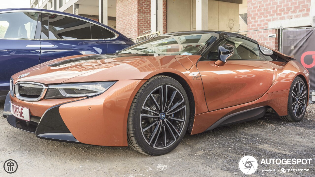 BMW i8 Roadster