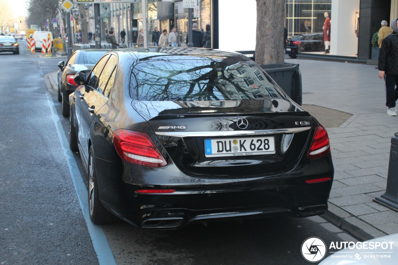 Mercedes-AMG E 63 S W213