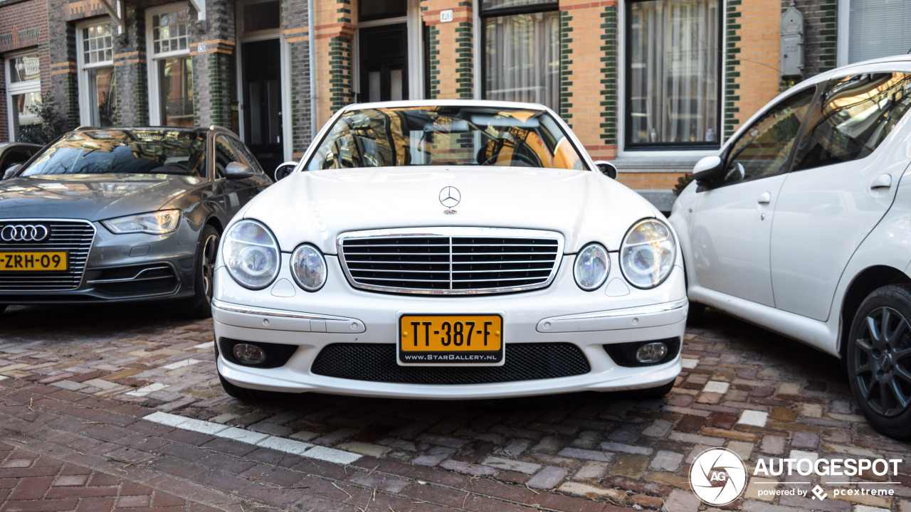 Mercedes-Benz E 55 AMG