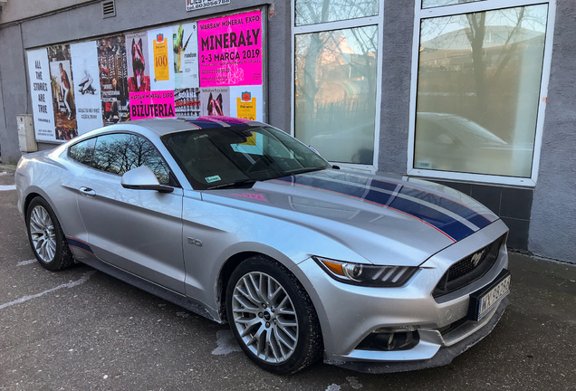 Ford Mustang GT 2015