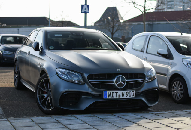 Mercedes-AMG E 63 S W213