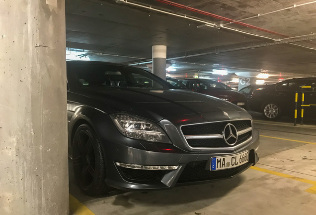 Mercedes-Benz CLS 63 AMG S X218 Shooting Brake