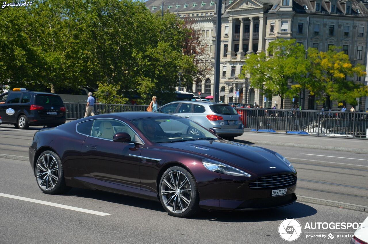 Aston Martin Virage 2011