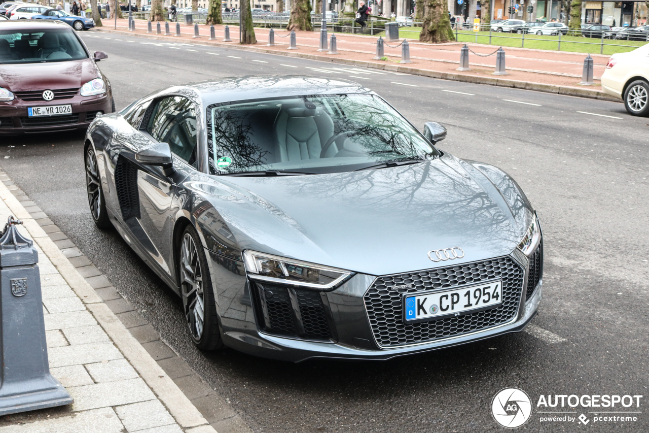 Audi R8 V10 2015