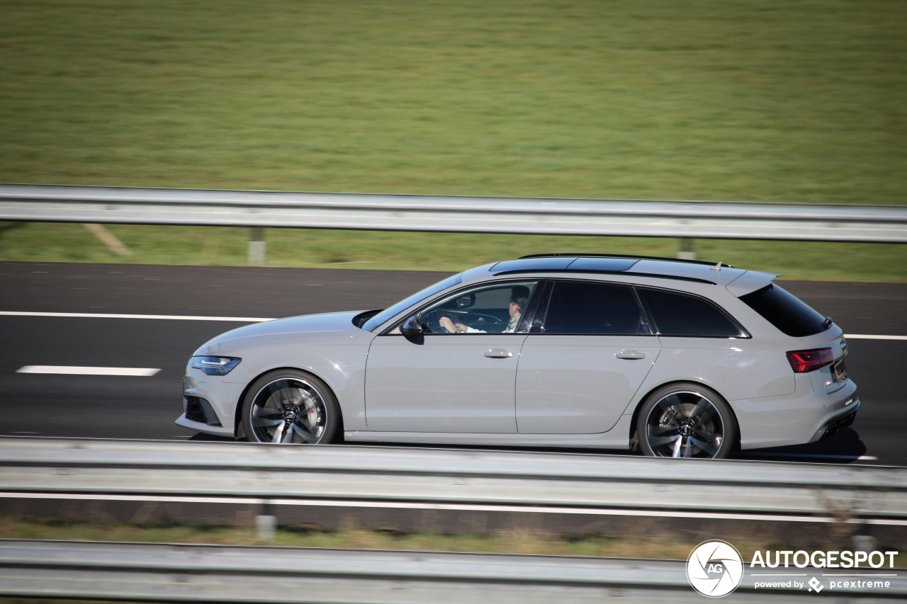 Audi RS6 Avant C7 2015