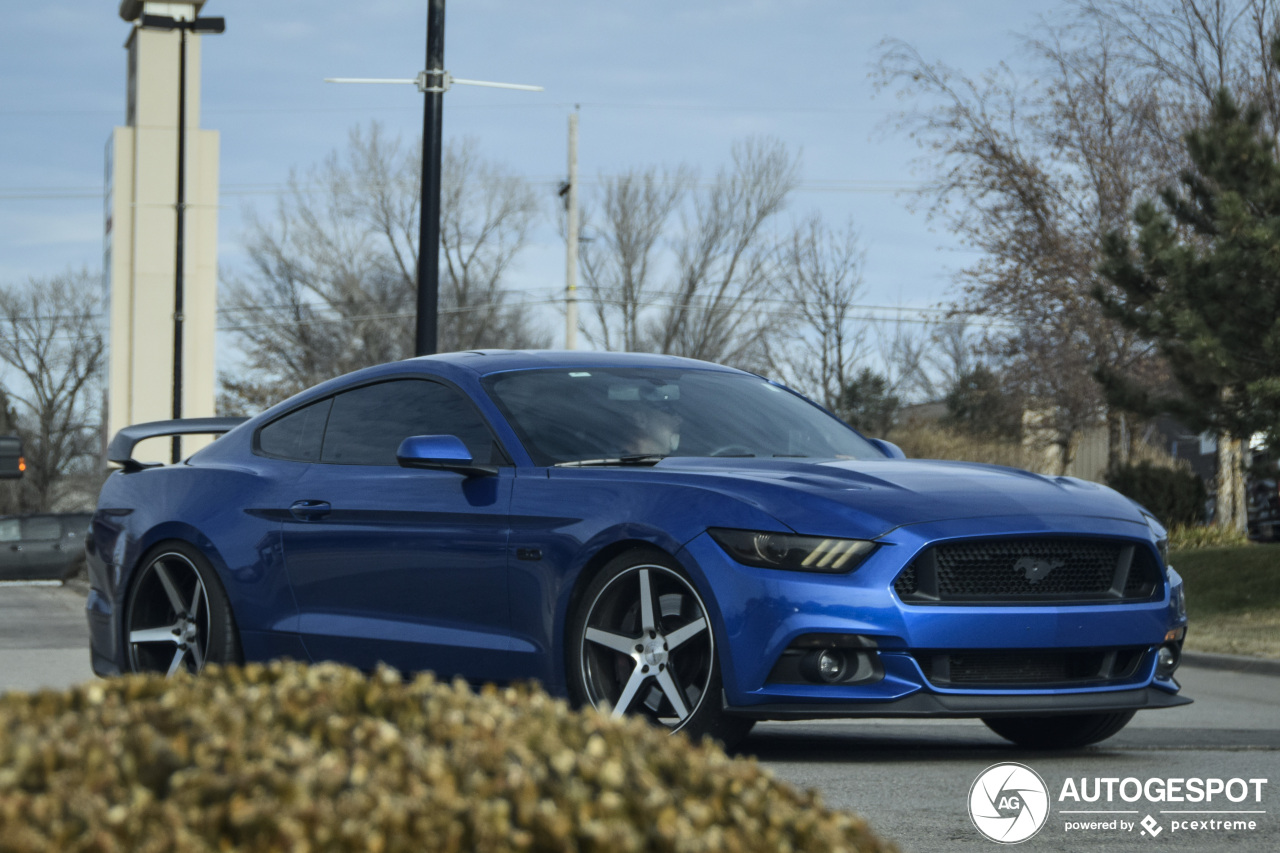 Ford Mustang GT 2015