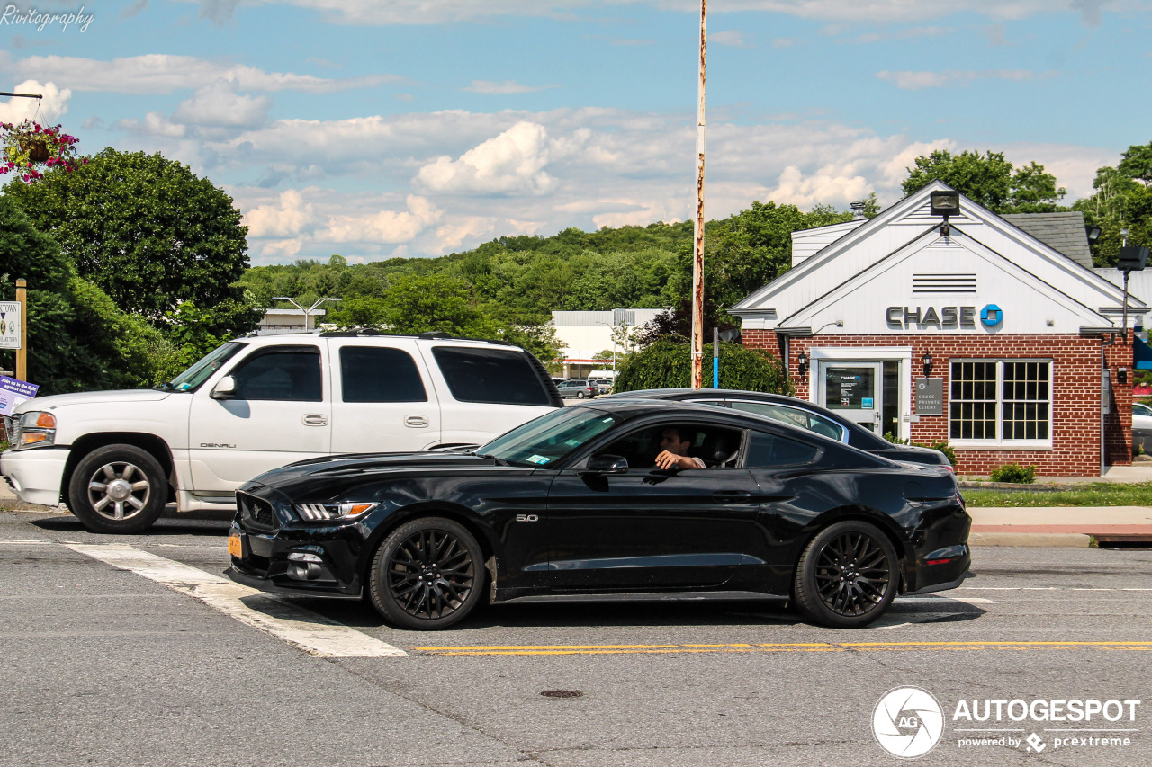 Ford Mustang GT 2015