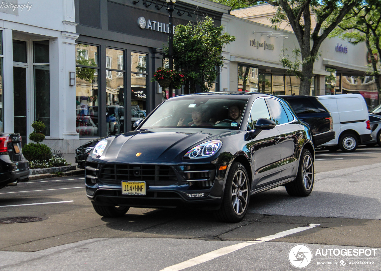 Porsche 95B Macan Turbo