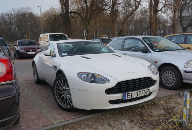 Aston Martin V8 Vantage