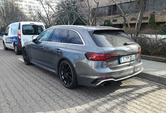 Audi RS4 Avant B9