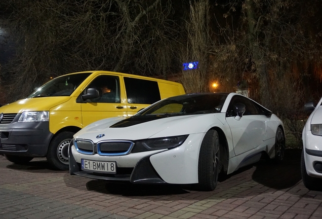 BMW i8