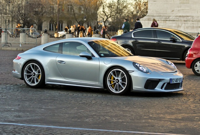 Porsche 991 GT3 Touring