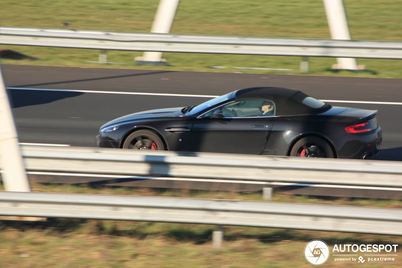 Aston Martin V8 Vantage Roadster