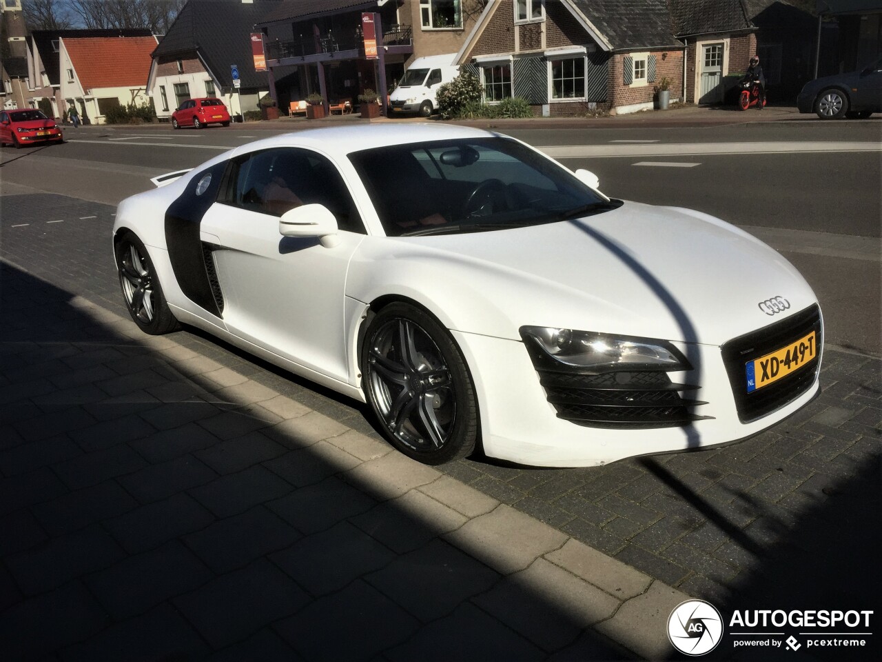 Audi R8