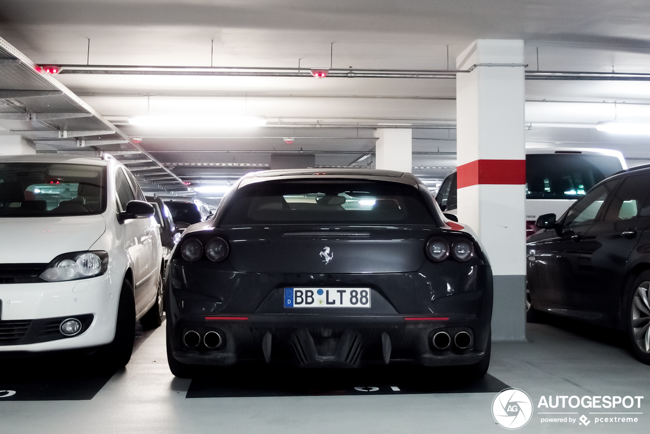 Ferrari GTC4Lusso T