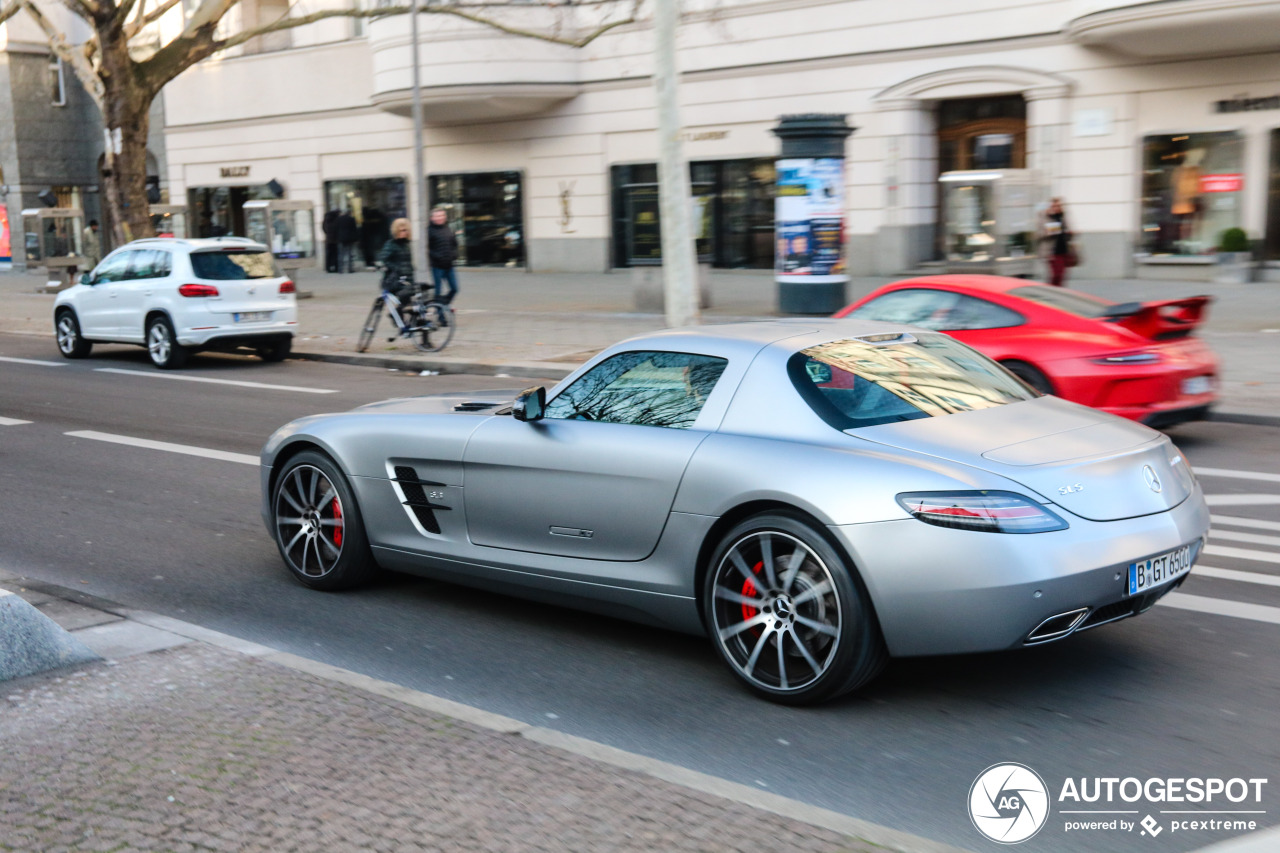 Mercedes-Benz SLS AMG GT