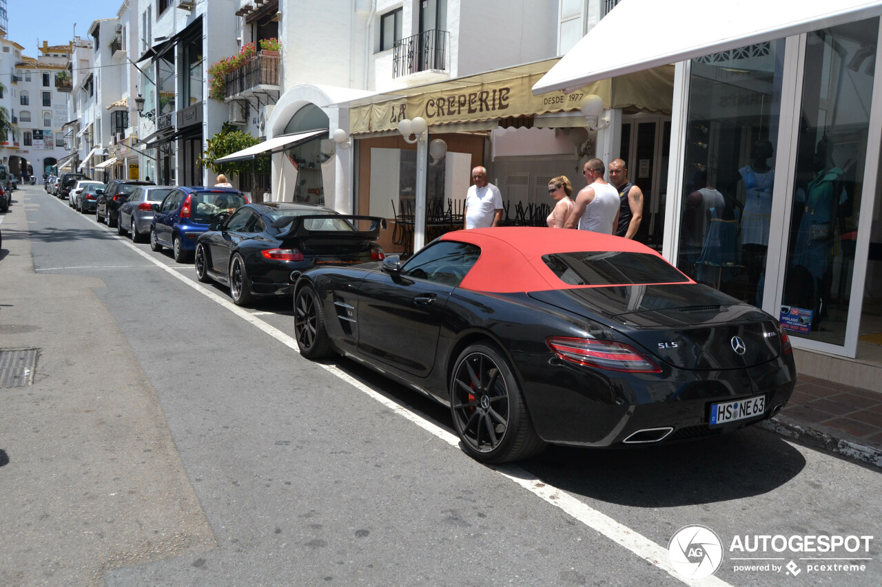 Mercedes-Benz SLS AMG Roadster