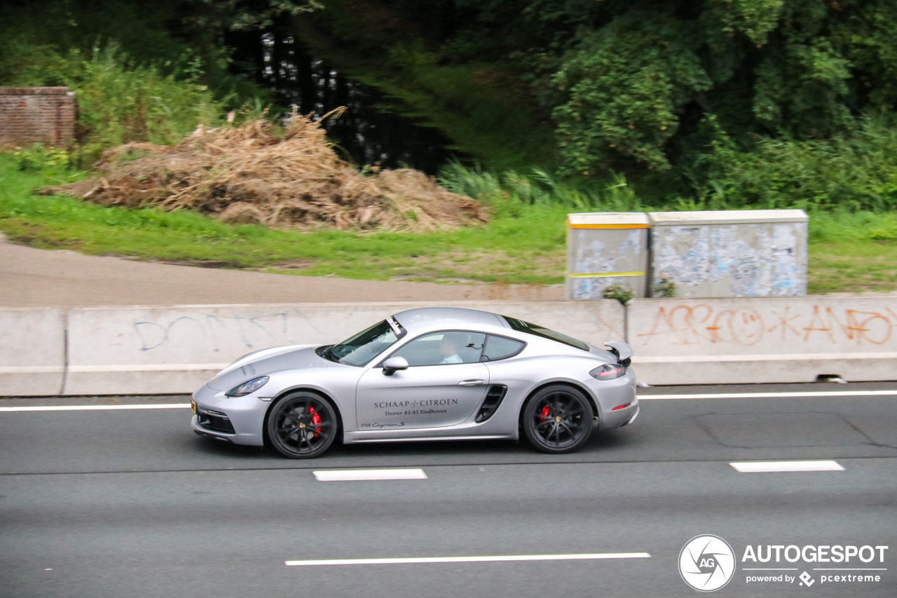 Porsche 718 Cayman S