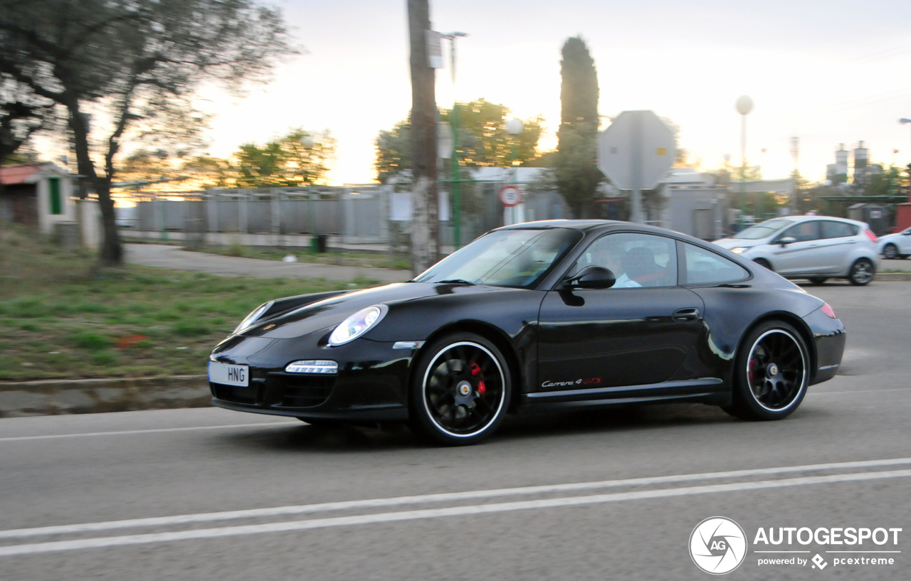 Porsche 997 Carrera 4 GTS