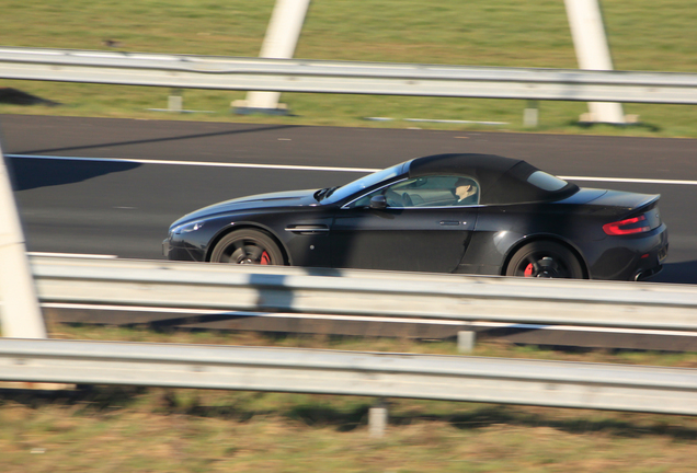 Aston Martin V8 Vantage Roadster