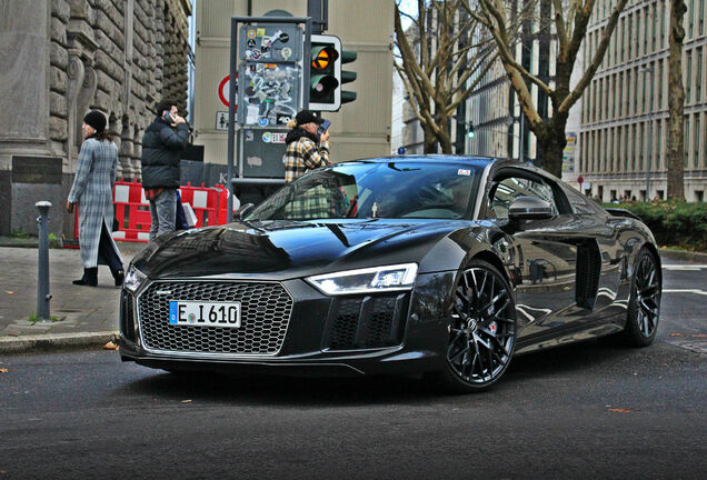 Audi R8 V10 Plus 2015