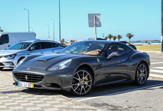 Ferrari California