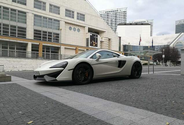 McLaren 570GT