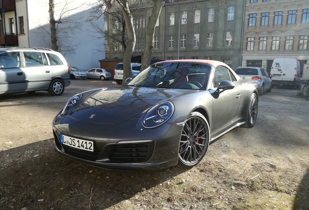 Porsche 991 Carrera 4S Cabriolet MkII