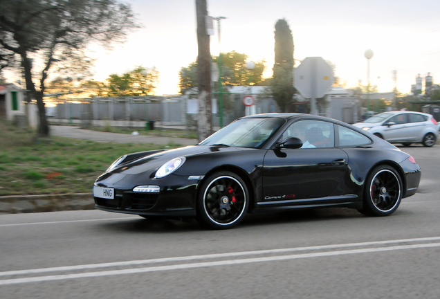 Porsche 997 Carrera 4 GTS