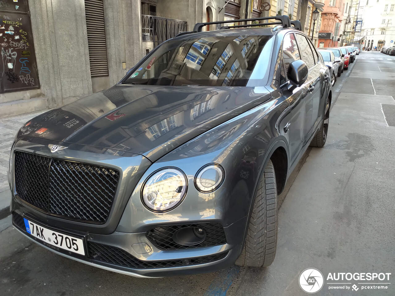 Bentley Bentayga V8