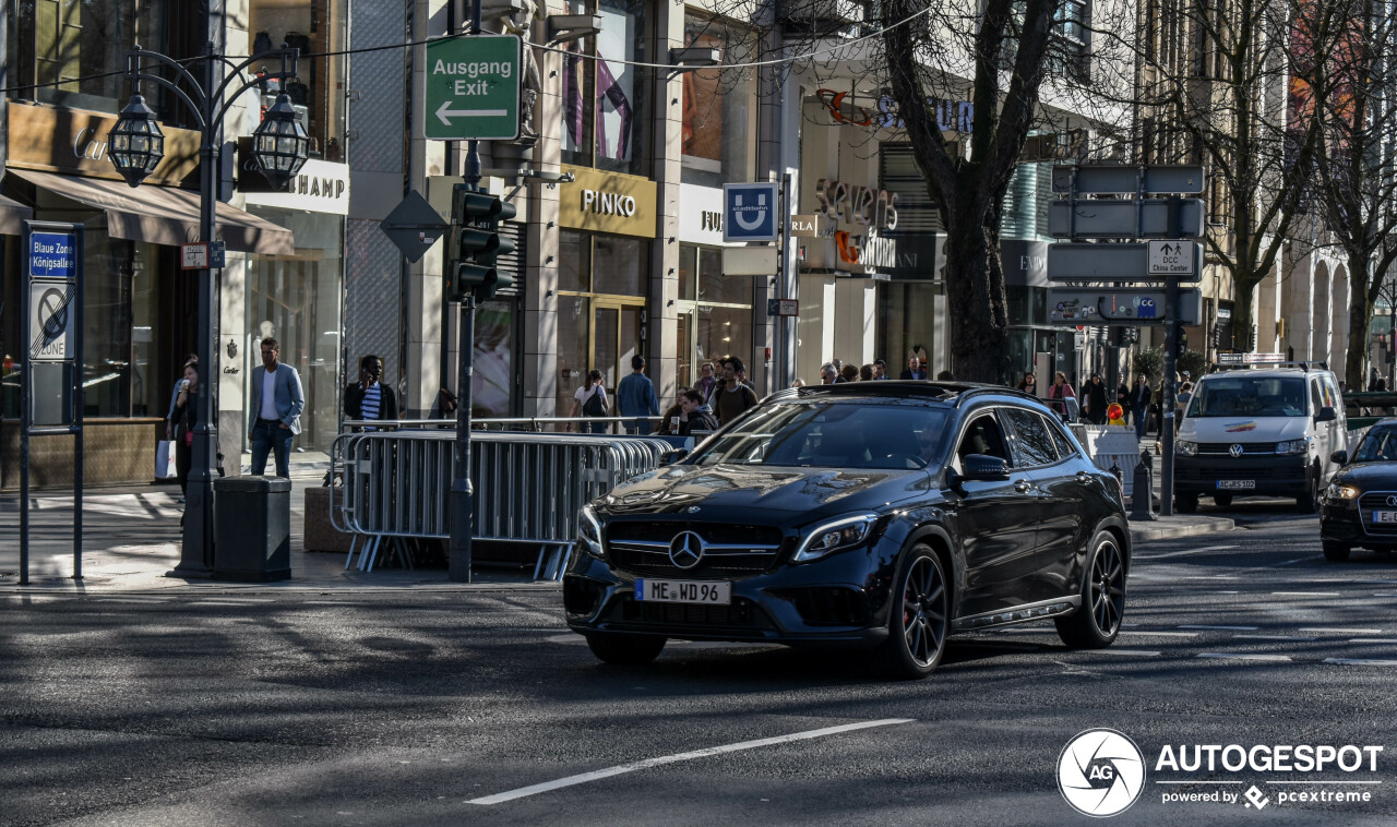 Mercedes-AMG GLA 45 X156 2017