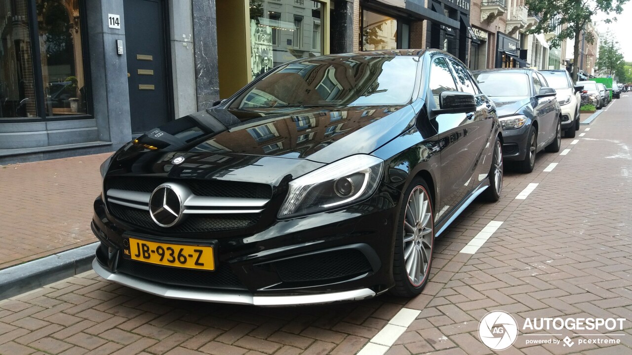 Mercedes-Benz A 45 AMG