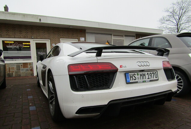 Audi R8 V10 Plus 2015