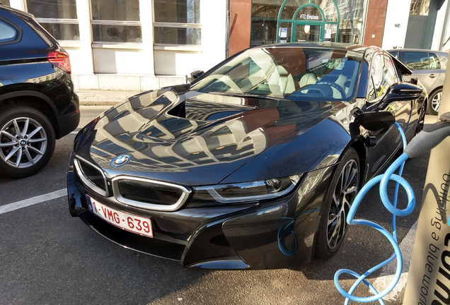 BMW i8