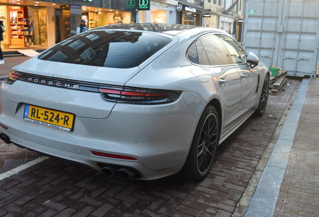 Porsche 971 Panamera Turbo S E-Hybrid