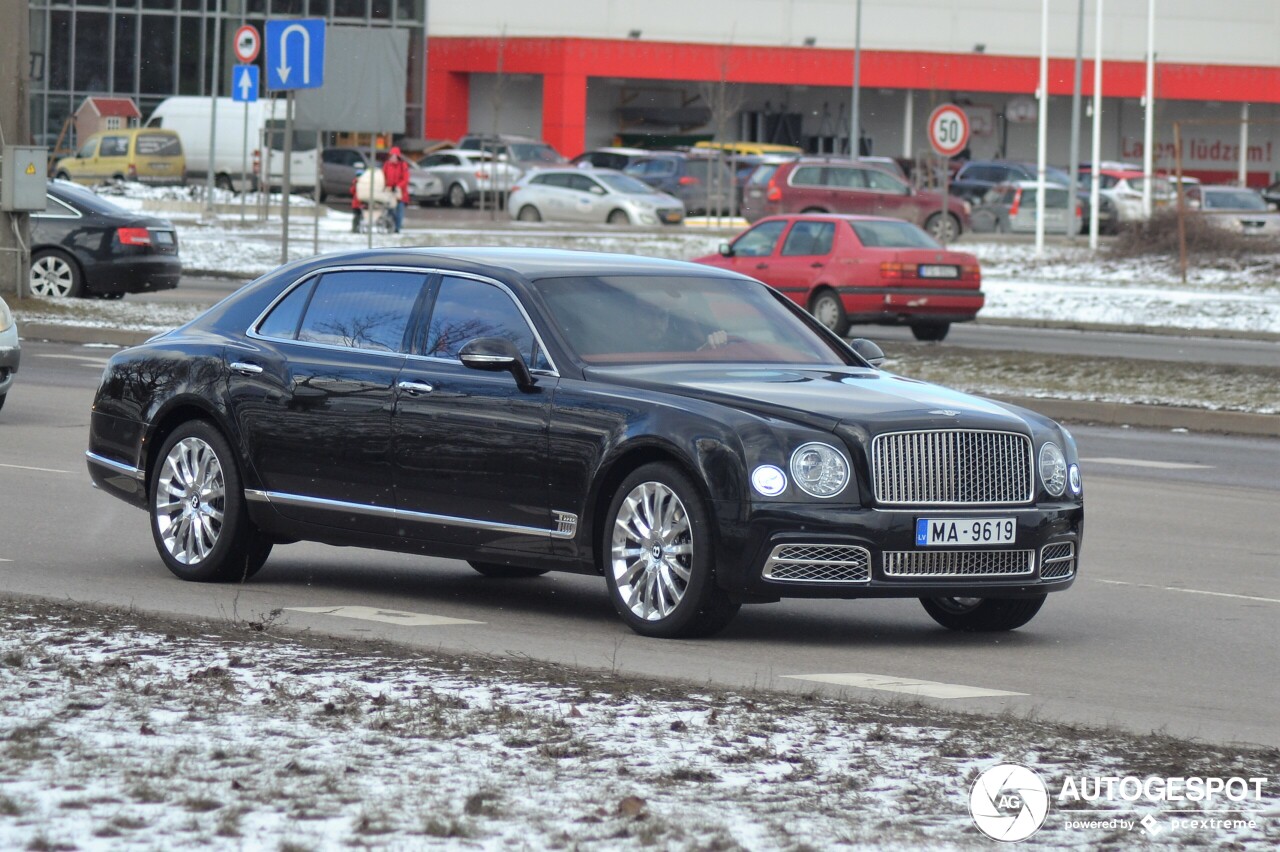 Bentley Mulsanne EWB 2016