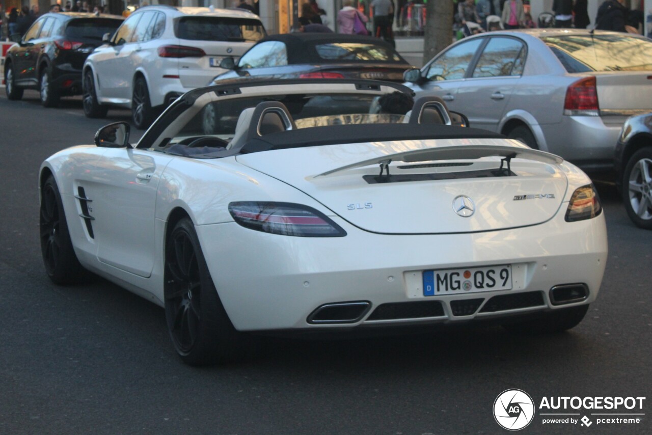 Mercedes-Benz SLS AMG GT Roadster