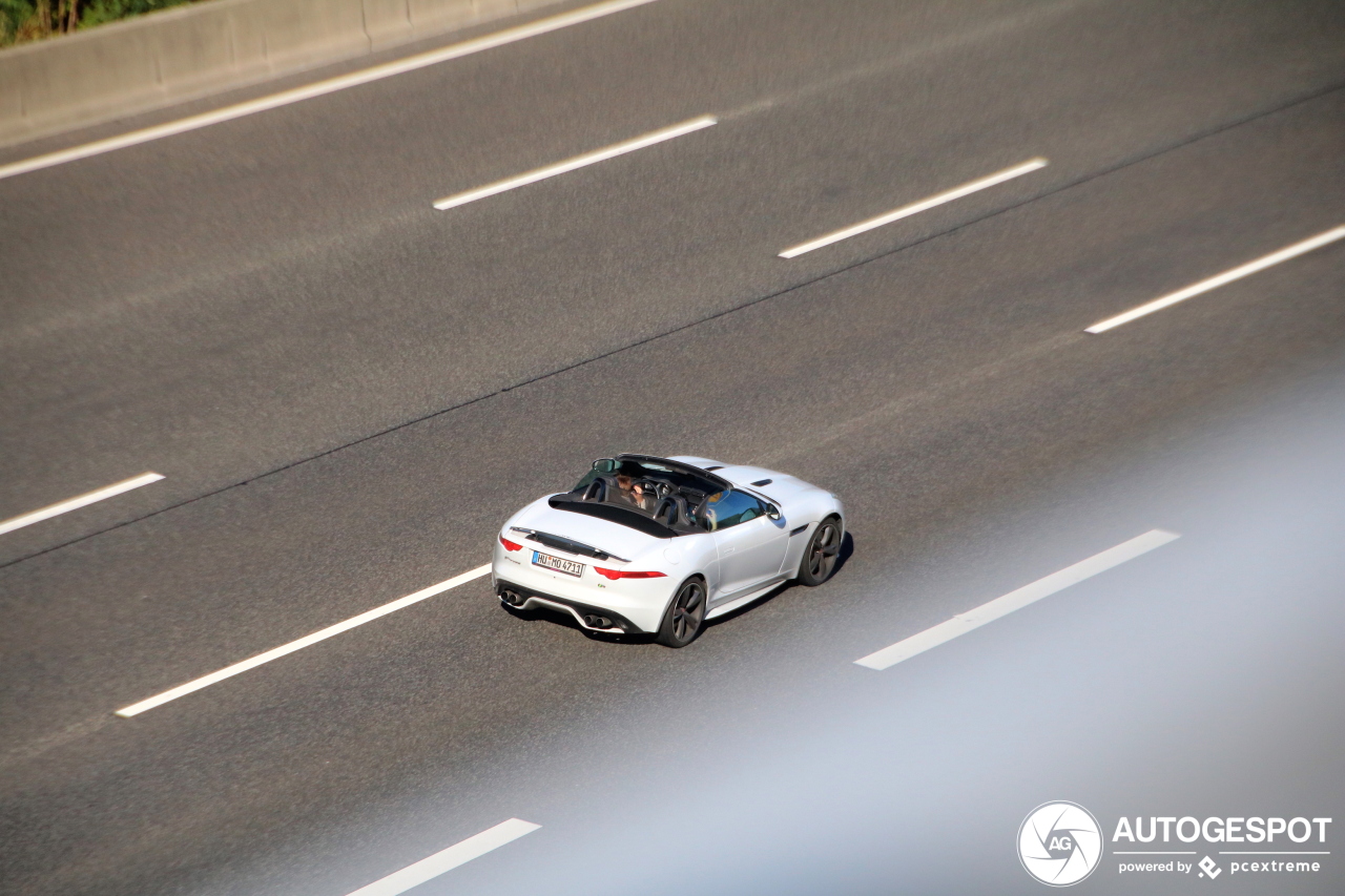 Jaguar F-TYPE R Convertible