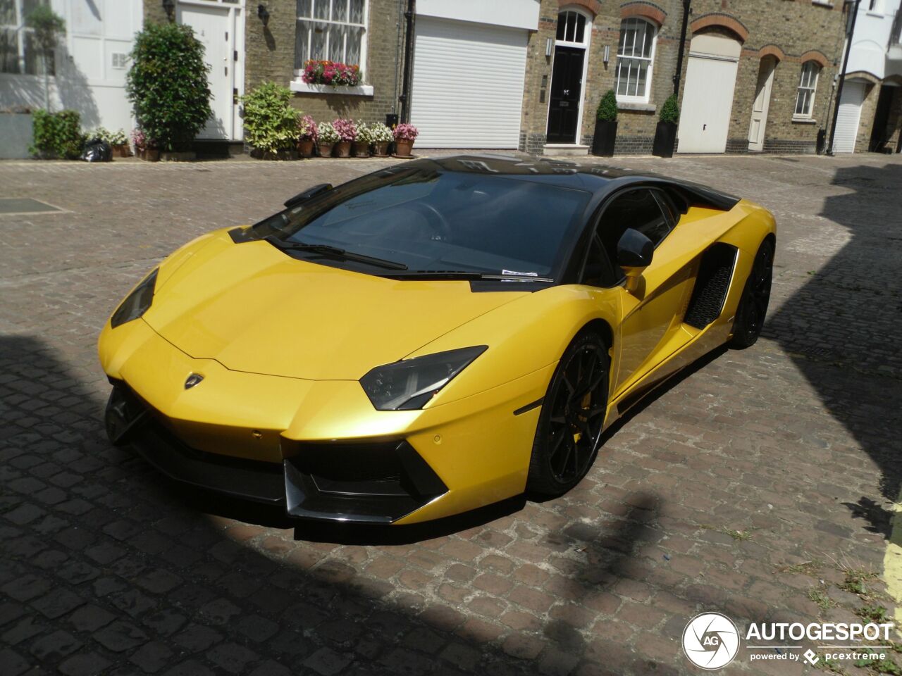 Lamborghini Aventador LP700-4