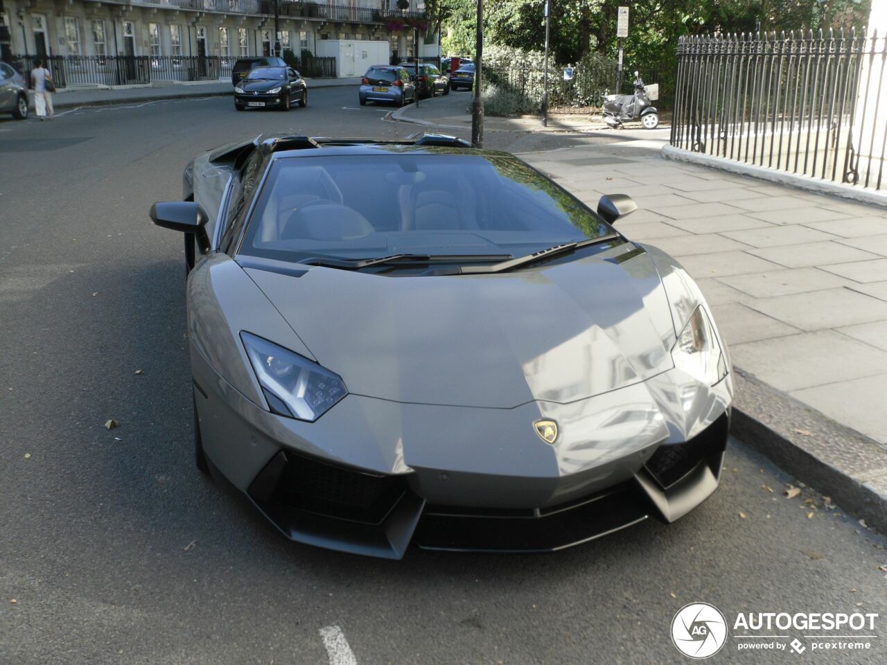 Lamborghini Aventador LP700-4 Roadster